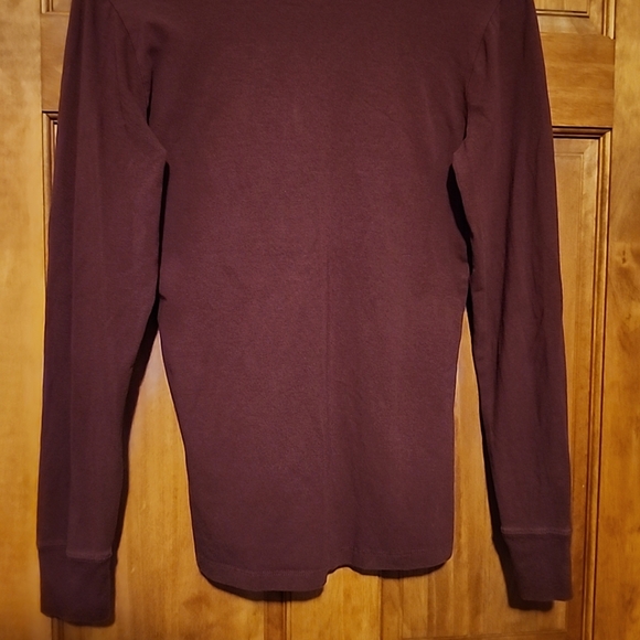 Harley Davidson Woman's Sz S Long Sleeve cotton maroon top, front beaded logo - Picture 6 of 10
